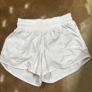 White lululemon hotty hot shorts 4 inch!!!
